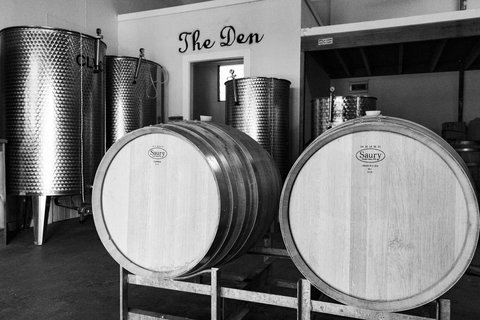 Double Oaks Tiny House - Accommodation Daintree 3