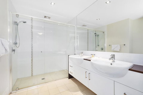 Drift Apartments - Tweed Coast Holidays - Accommodation Daintree 3