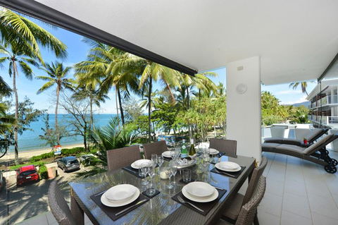 Drift Beachfront Condos - Accommodation Daintree 3