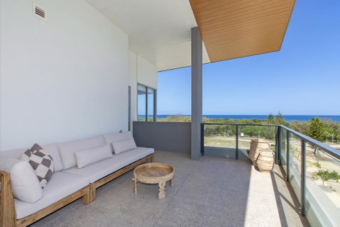 Dune Beachfront Apartments - Accommodation Daintree 3