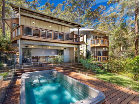 Dux Nutz - Accommodation Daintree 0