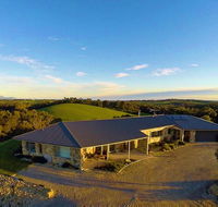 Eagle Rock BB Fish Creek - Accommodation Daintree