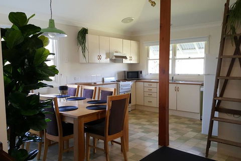 Edward Lane Apt3 - Accommodation Daintree 0