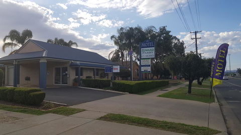 Edward Parry Motel And Apartments - Accommodation Daintree 0