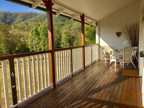 Eighteen Mile Cottage - Accommodation Daintree 0