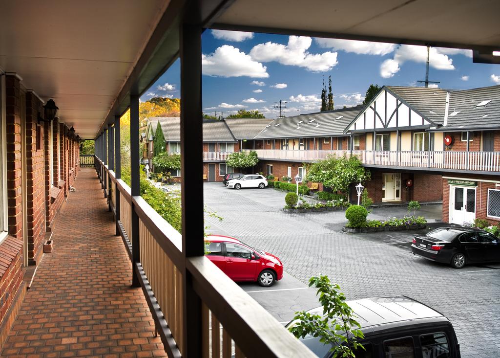 Blackburn North VIC Accommodation Daintree