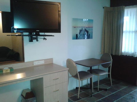 Elsinor Motor Lodge - Accommodation Daintree 2