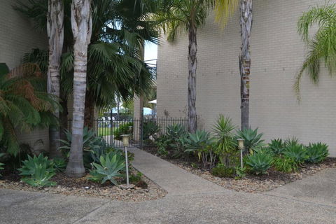 ELSINOR Townhouse 10 Mulwala - Accommodation Daintree 3