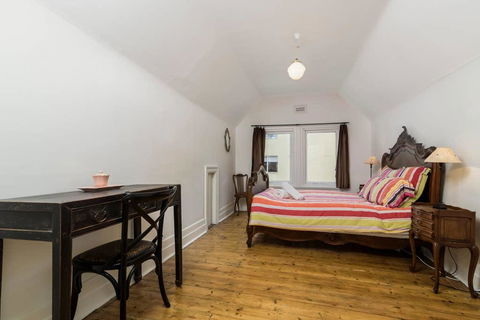 Elwood Eclectic Gem - Accommodation Daintree 3
