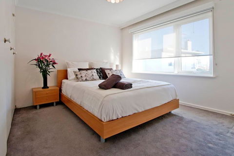 Elwood Seaside 2 Bed Retreat - Accommodation Daintree 2