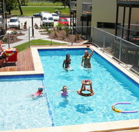 Emu's Beach Resort - Accommodation Daintree