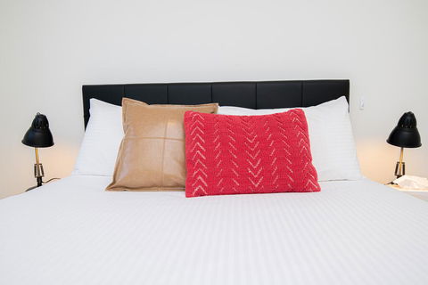 Endsleigh II - Cosy 2 Bedroom Villa, Free Wifi, Near CBD - Accommodation Daintree 1
