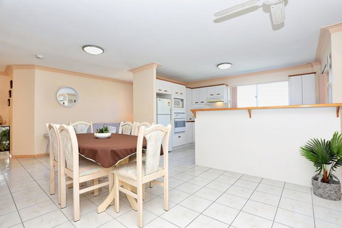 Enjoy Sunsets And Waterviews From Your Private Balcony - Accommodation Daintree 2