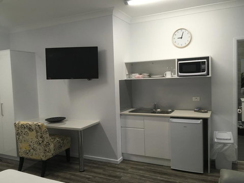 Escape On Lake - Accommodation Daintree 1