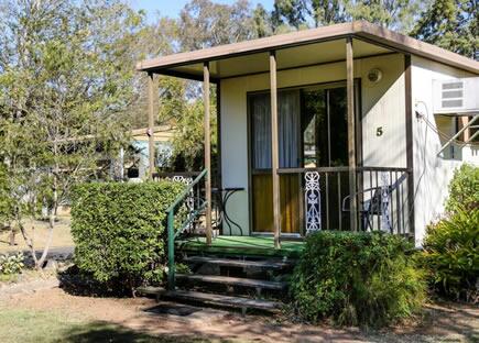 Esk Caravan Park & Rail Trail Motel - Accommodation Daintree 2