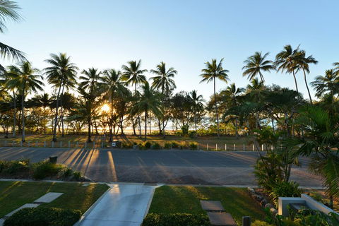 Esplanade Villa - Accommodation Daintree 1