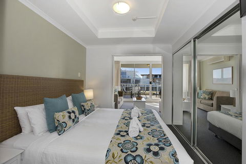 Ettalong Beach Luxury Apartments - Accommodation Daintree 2