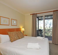 Executive 1 bedroom Spa Villa located within Cypress Lakes Resort - Accommodation Daintree