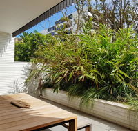 Executive Living in this Chic Garden Apartment - Accommodation Daintree