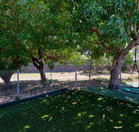 Fabulously Presented Family Retreat on Bribie Island - Accommodation Daintree