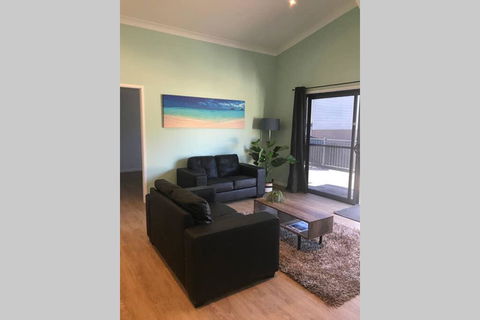 FAIRVIEW COTTAGE 25B - Waterfront Accommodation - Accommodation Daintree 1