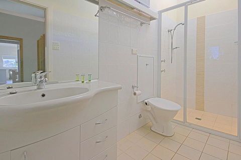 Fairwater In Mollymook - Accommodation Daintree 0