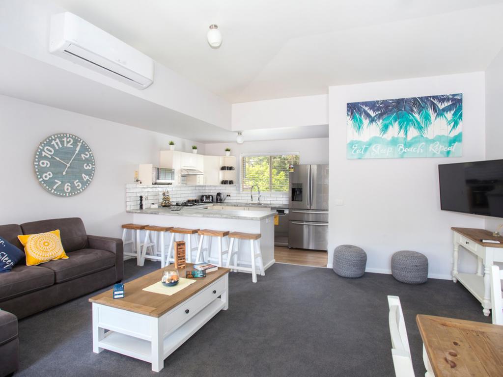 Mollymook NSW Accommodation Daintree