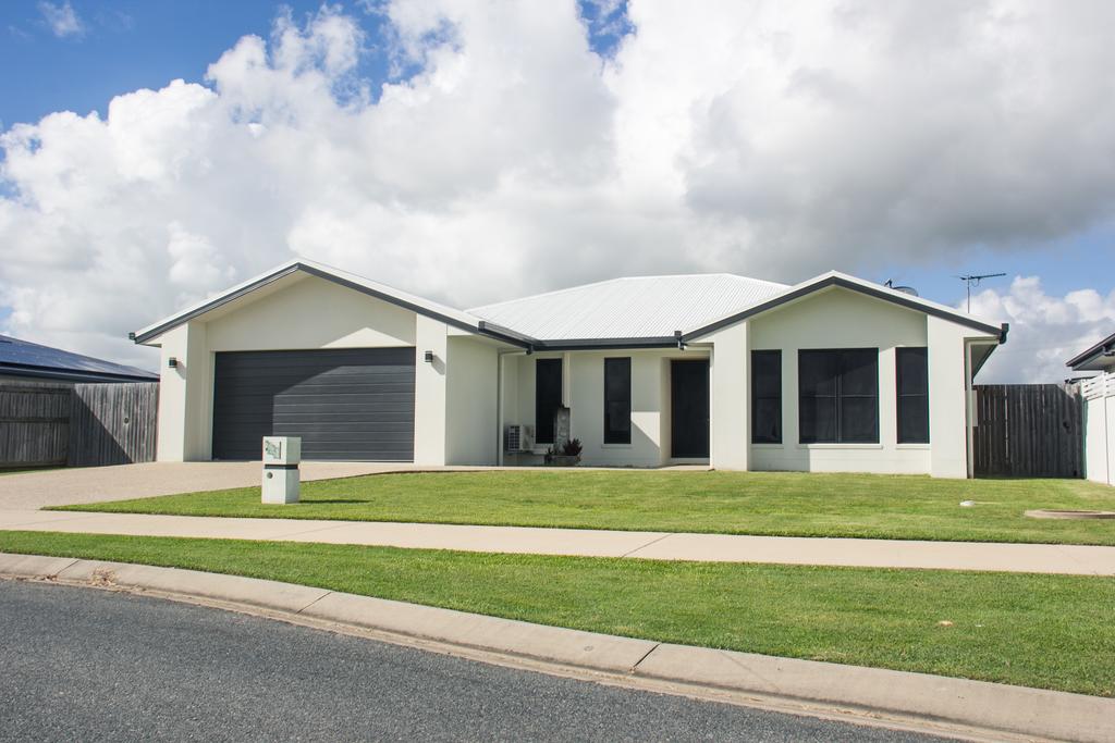 Mackay QLD Accommodation Daintree
