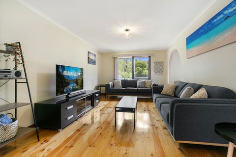 Family Getaway - Walk To Bay Beach - Accommodation Daintree 0