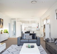 Family Size Apartment Close to Westmead Hospital - Accommodation Daintree