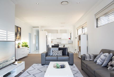 Family Size Apartment Close To Westmead Hospital - Accommodation Daintree 0