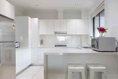 Family Size Apartment Close To Westmead Hospital - Accommodation Daintree 3