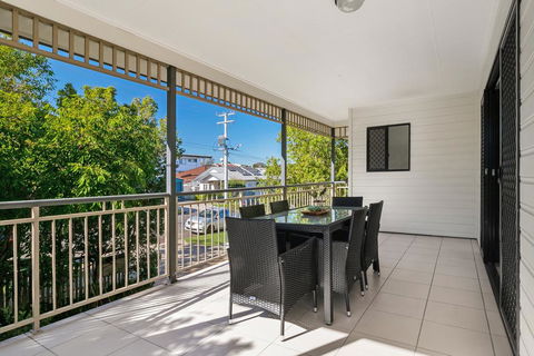Family-Size Duplex In Quiet Neighbourhood - Accommodation Daintree 3