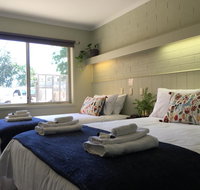 Finley Country Club Hotel Motel - Accommodation Daintree