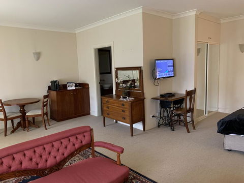 Fitzroy Inn Historic Retreat Mittagong - Accommodation Daintree 3