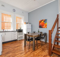 Five Ways CBD Apartment - Spacious Wifi Free Parking - Accommodation Daintree