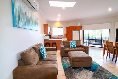 Flexi 3 At Belmont - Accommodation Daintree 3