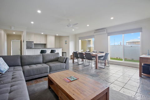 Flip Flop Retreat - Accommodation Daintree 0