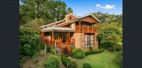 Floraison Red Hill - Accommodation Daintree 0