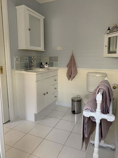 Flowerdale White House - Accommodation Daintree 2