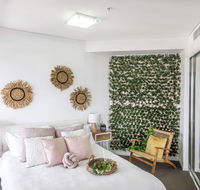 Forest themed APT in the Heart of Brisbane CBD - Accommodation Daintree