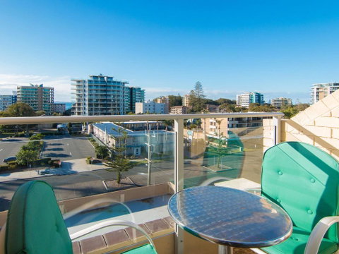Forster Towers 51 - Accommodation Daintree 3