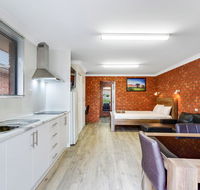 Fossicker Caravan Park - Accommodation Daintree