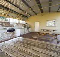Fossickers Tourist Park - Accommodation Daintree