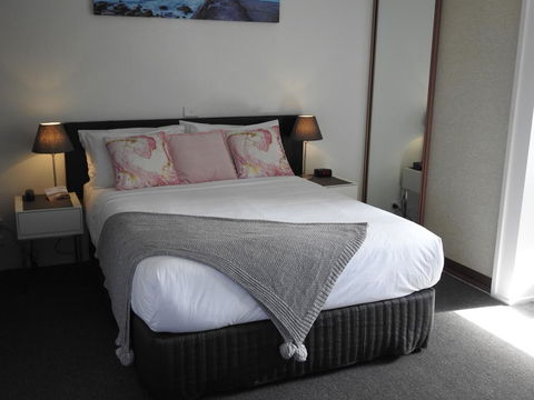 Frankston Motel - Accommodation Daintree 1