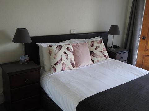 Frankston Motel - Accommodation Daintree 2