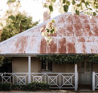 French Cottage 1854 with stunning Alfesco Garden - Accommodation Daintree