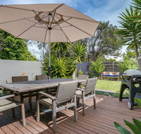 Front Beach Shack - renovated house in a quiet location - Accommodation Daintree