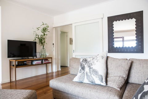 Furmston House & Studio - Accommodation Daintree 1
