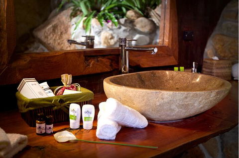 Gaiananda Treehouse - Accommodation Daintree 2